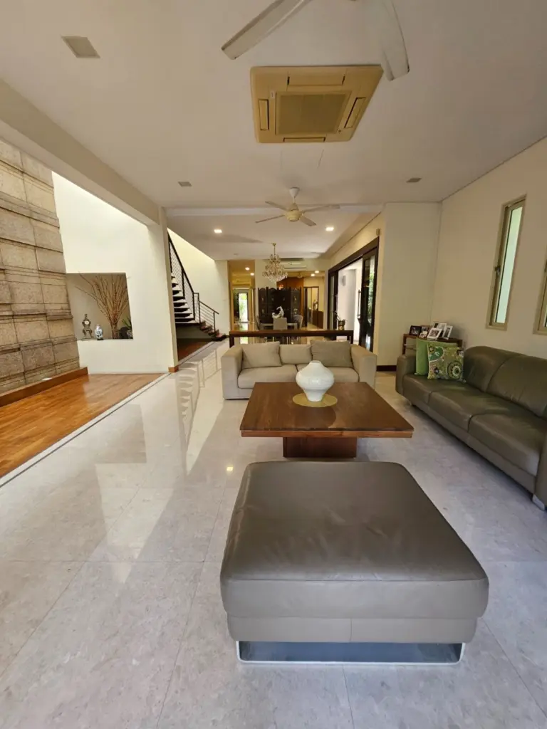Renovated semi-detached home near Tao Nan School